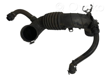 Gaisa caurule uz turbīnu