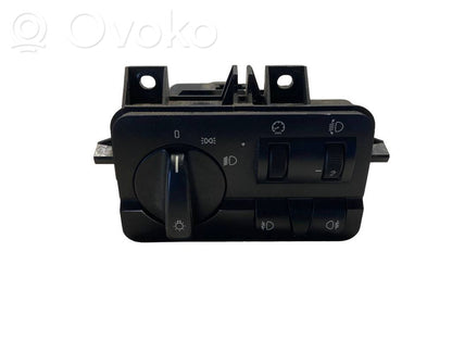 Headlight switch