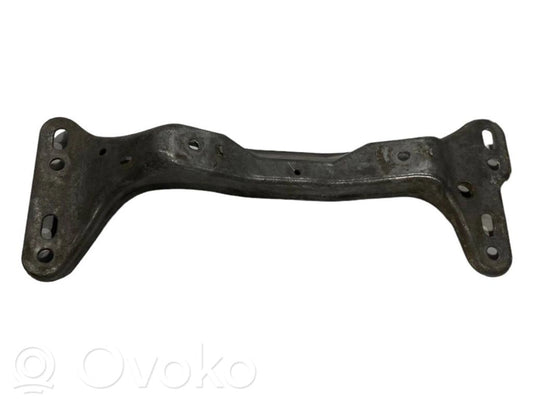 Transmission mounting bracket