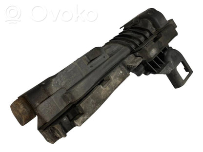 Держатель/кронштейн радиатора(ов)