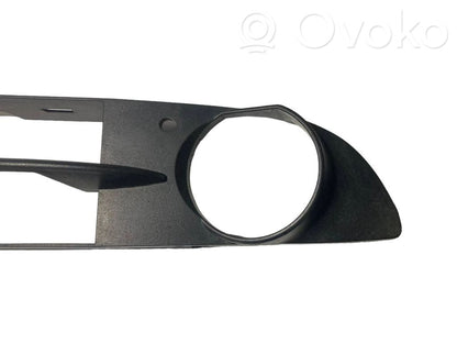 Lower grille (three-piece)