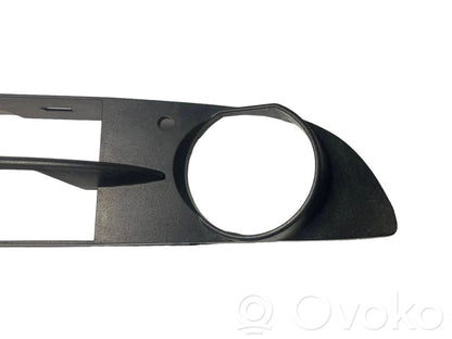 Apakšējais režģis (trīsdaļīgs)