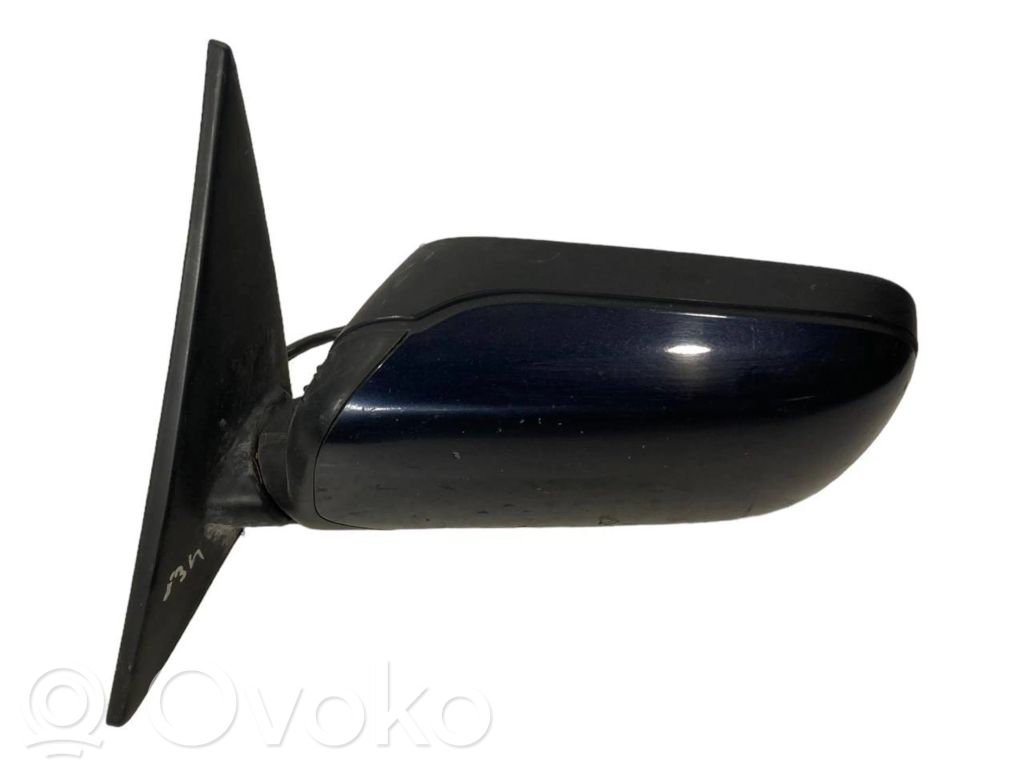 Mirror (electrically controlled)
