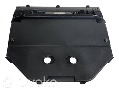 Cita veida bagāžnieka dekoratīvās apdares detaļa