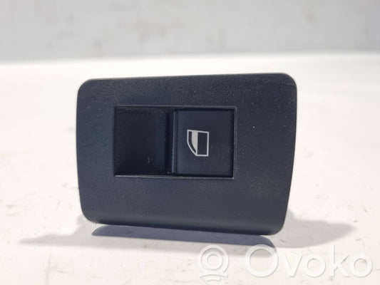 Elektrisko logu slēdzis