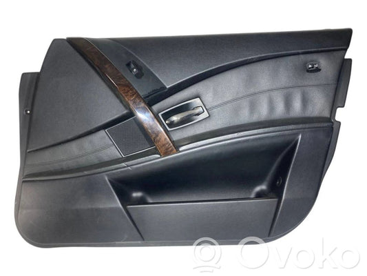 Priekšējo durvju apdare