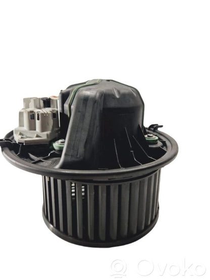 Mazā radiatora ventilators