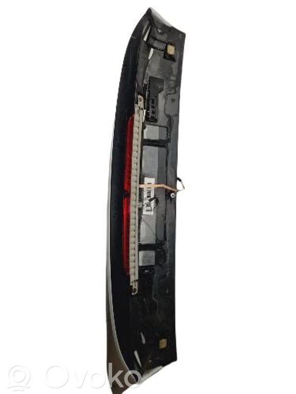 Spoilera aizmugurējais vāks