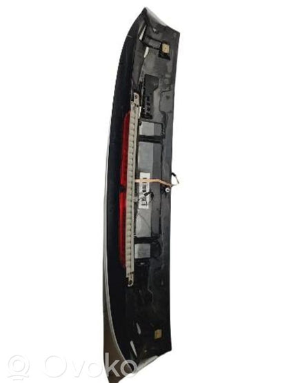 Spoilera aizmugurējais vāks