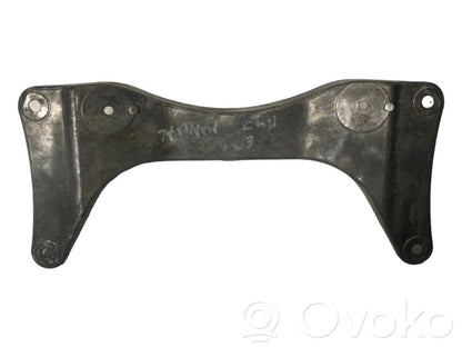 Transmission mounting bracket