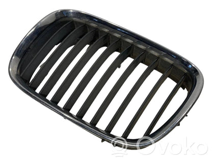 Front grille