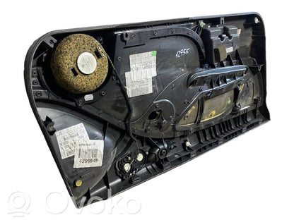 Priekšējo durvju apdare