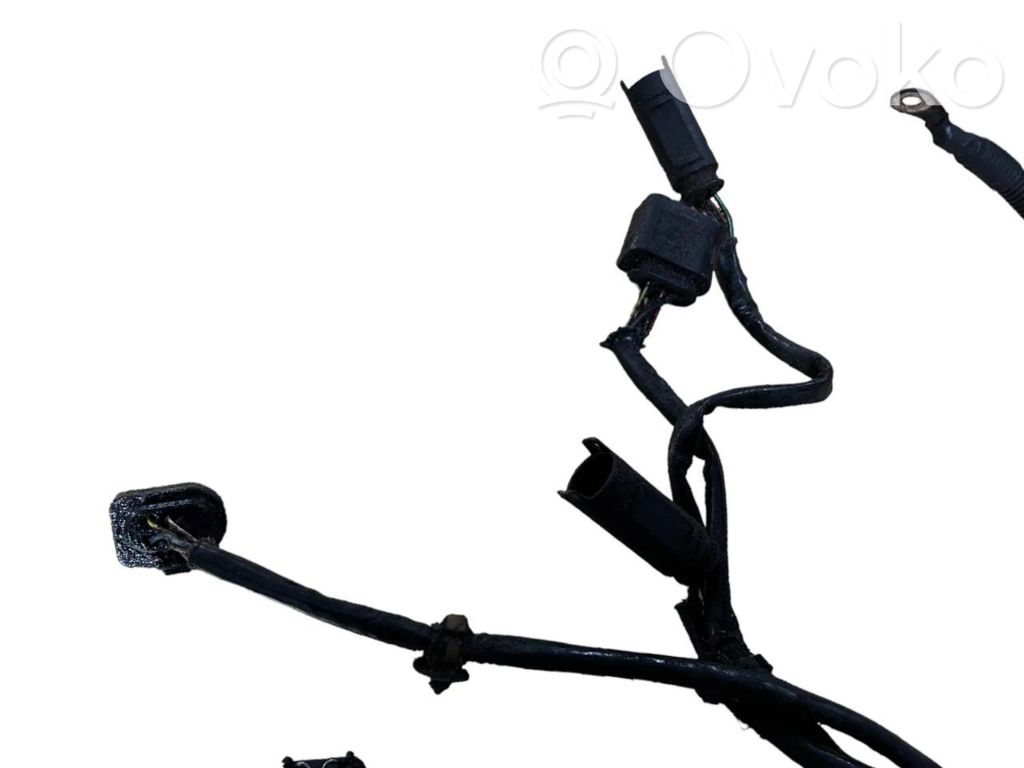 Dzinēja vadu instalācija