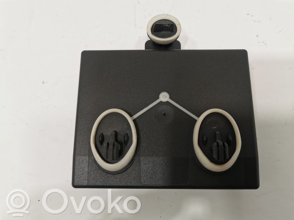 Durvju vadības bloks
