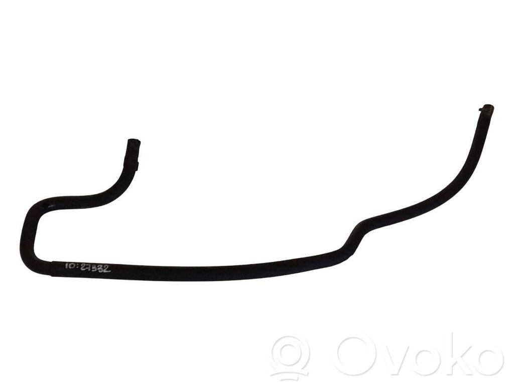 Caurulīte (-es) / šļūtene (-es)