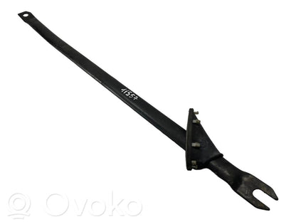 Cita veida dzinēja nodalījuma detaļa