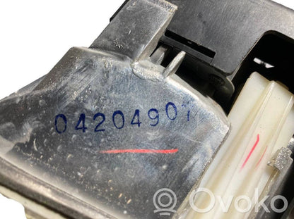 Aizmugurējais lukturis pārsegā