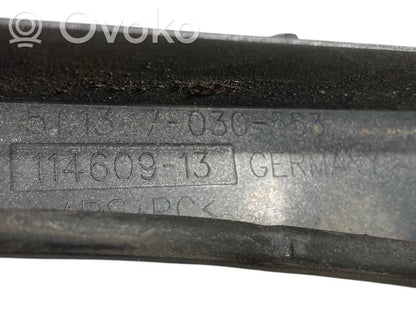 Priekšējā luktura dekoratīvā apdare