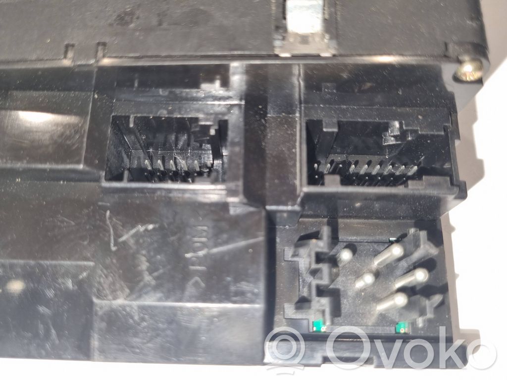 Power window switch