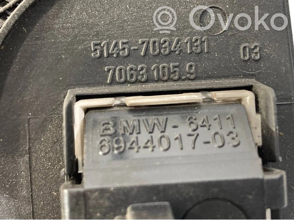 Centrālā skaļruņa dekoratīvā apdare