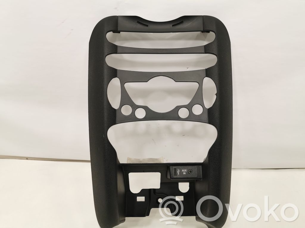 Klimata kontrole / mazā radiatora vadības dekoratīvā apdare