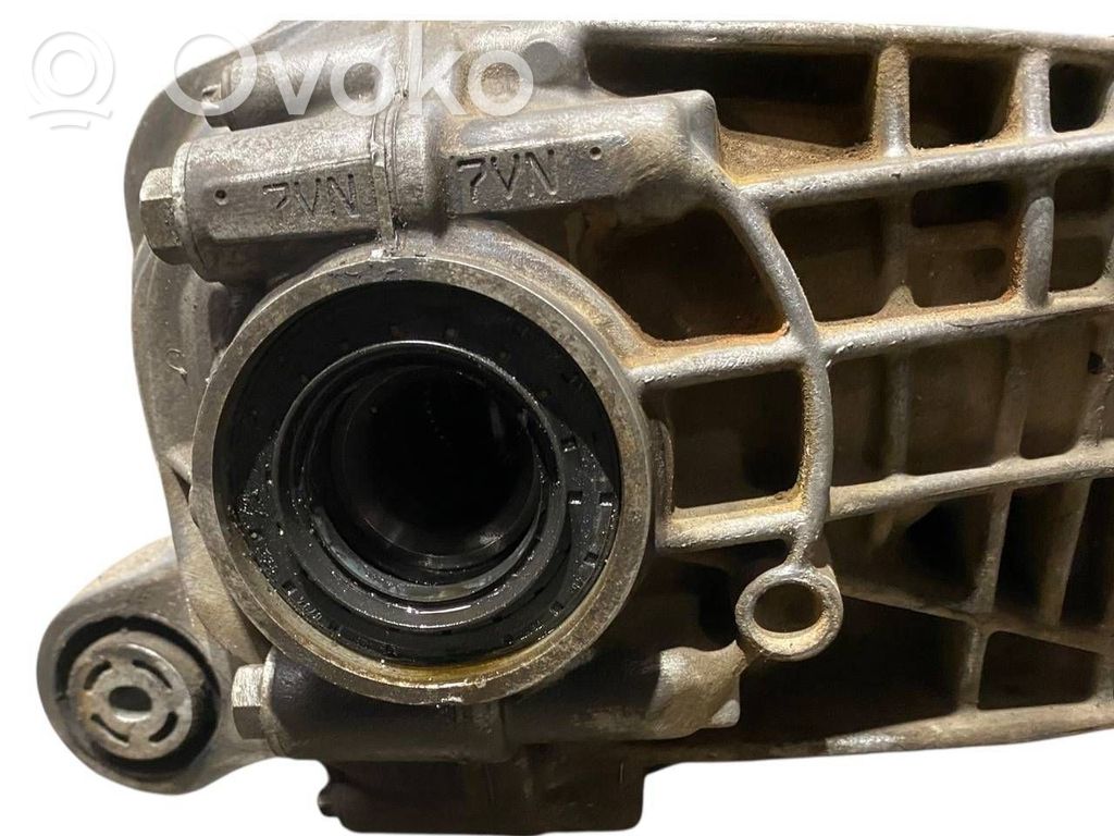 Priekšējais reduktors