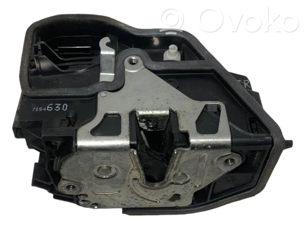 Aizmugurē slēdzene