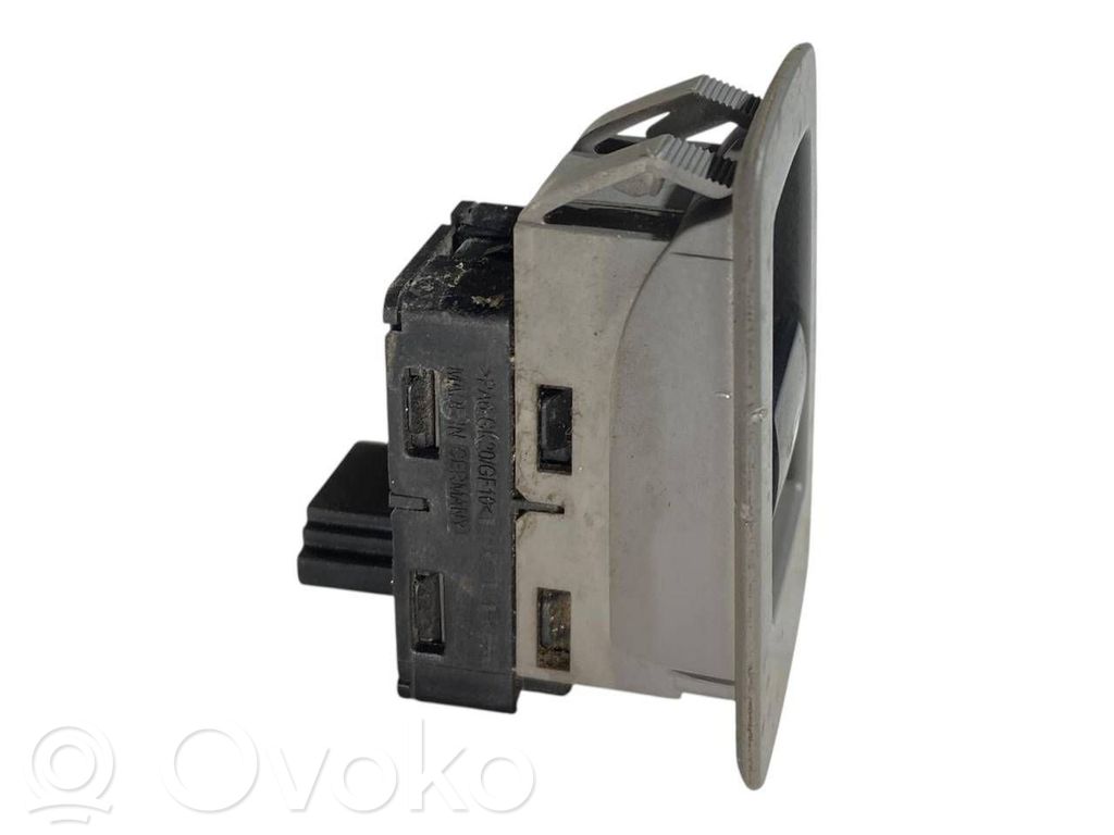 Elektrisko logu slēdzis