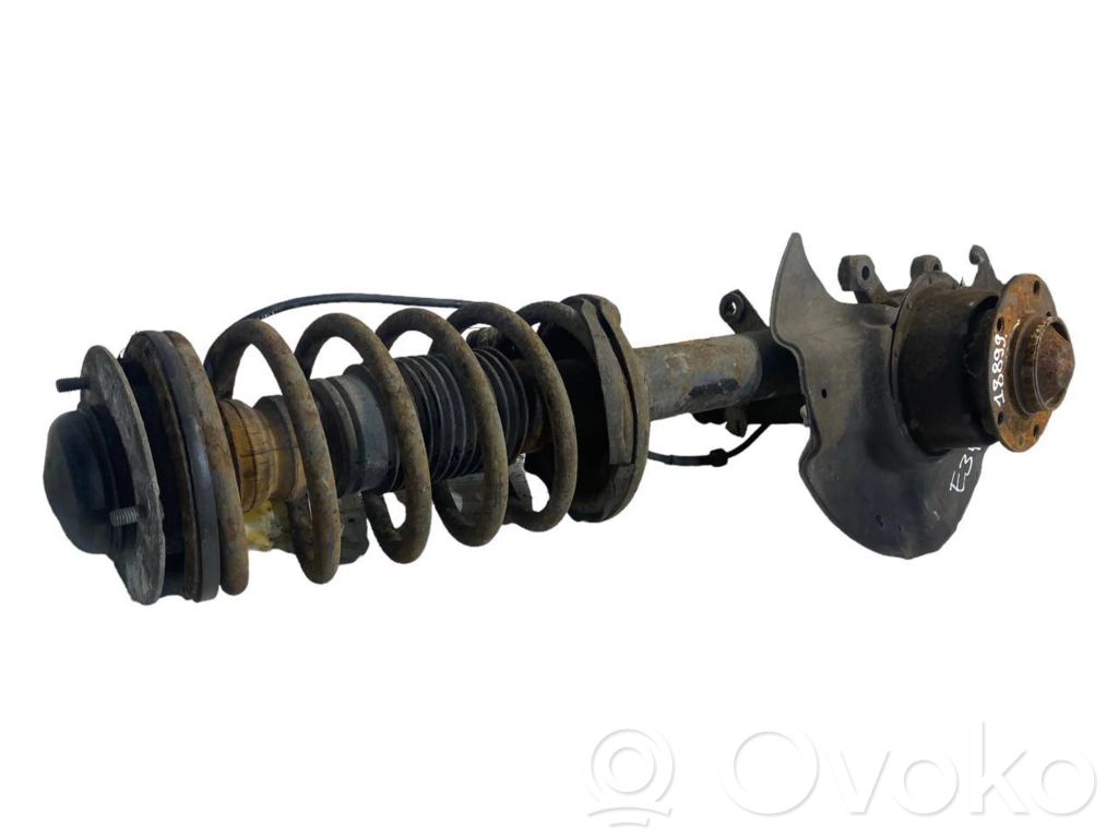 Priekšējā riteņa rumbas vārpstas šarnīrs (stupica, capfa)