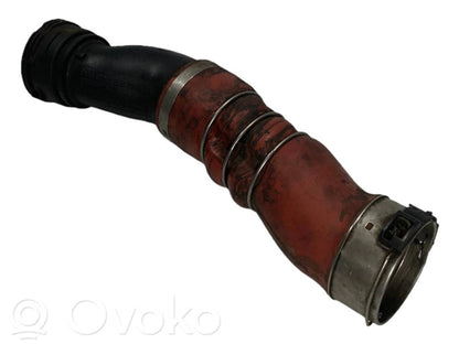 Шланг(и)/труба(ы) интеркулера