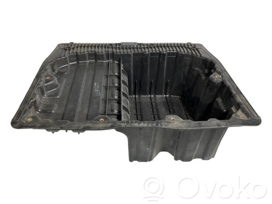 Trunk storage compartment