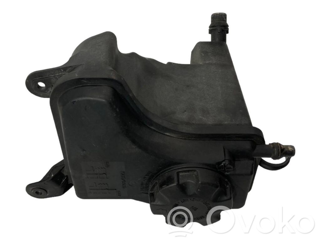 Coolant expansion tank