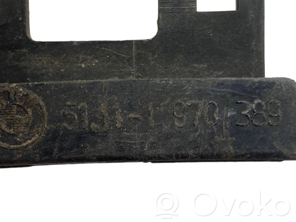 Aizmugurējā bufera montāžas kronšteins