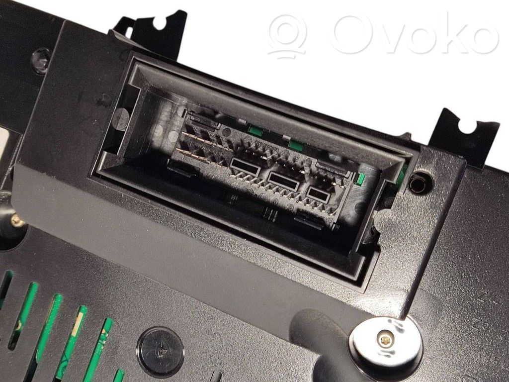 Spidometrs (instrumentu panelī)