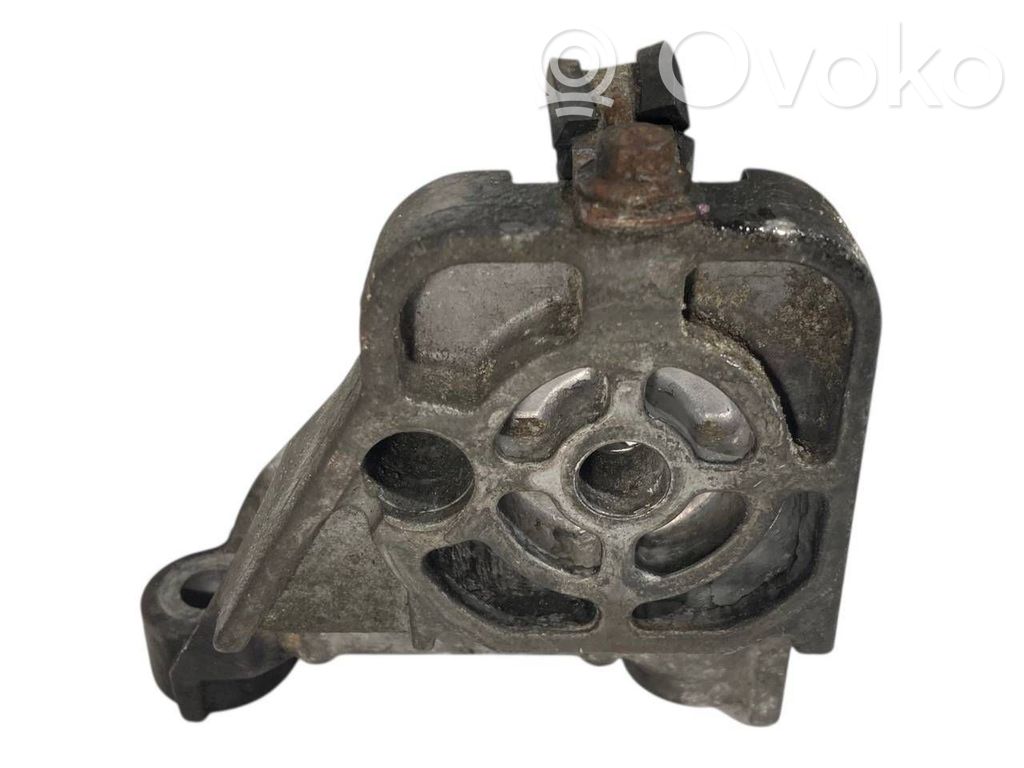 Dzinēja nostiprināšanas stiprinājums-kronšteins