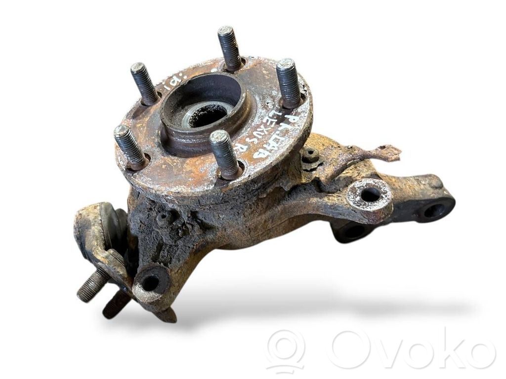 Priekšējā riteņa rumbas vārpstas šarnīrs (stupica, capfa)