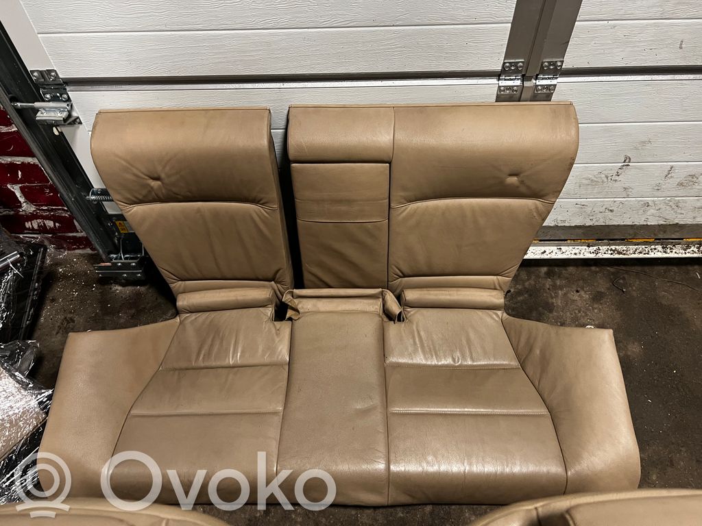 Seat and door trim set