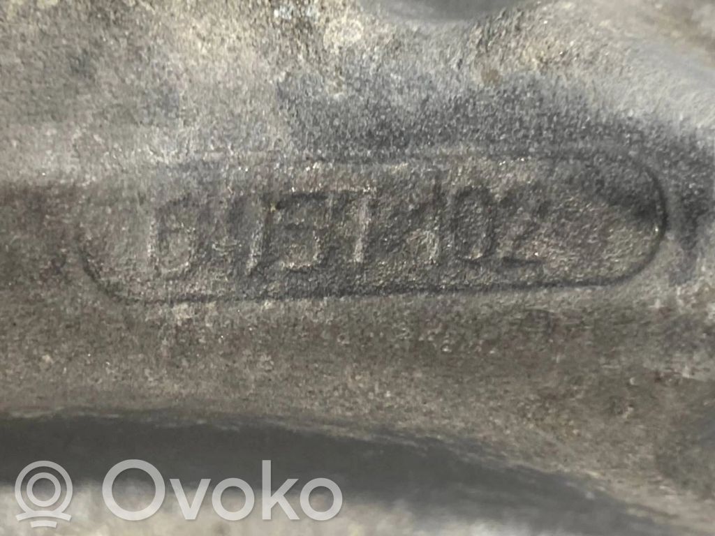 Pārnesumkārbas stiprinājuma kronšteins