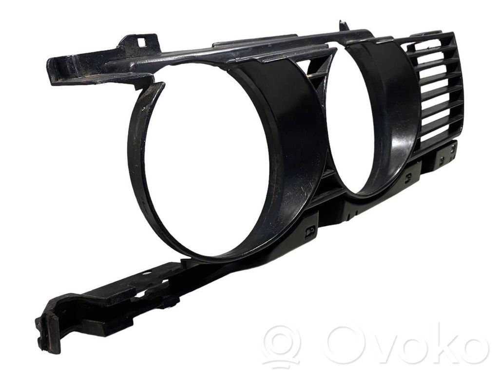 Headlight trim