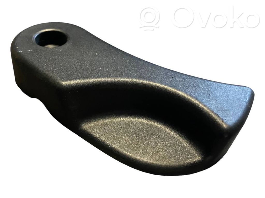 Ручка открывания капота двигателя