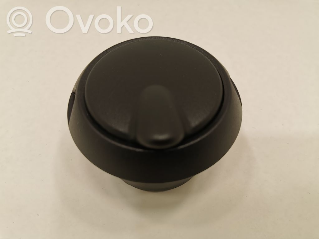 Pelnutrauks (priekšā)