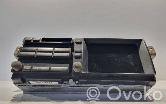 Radio / CD/DVD player / navigation