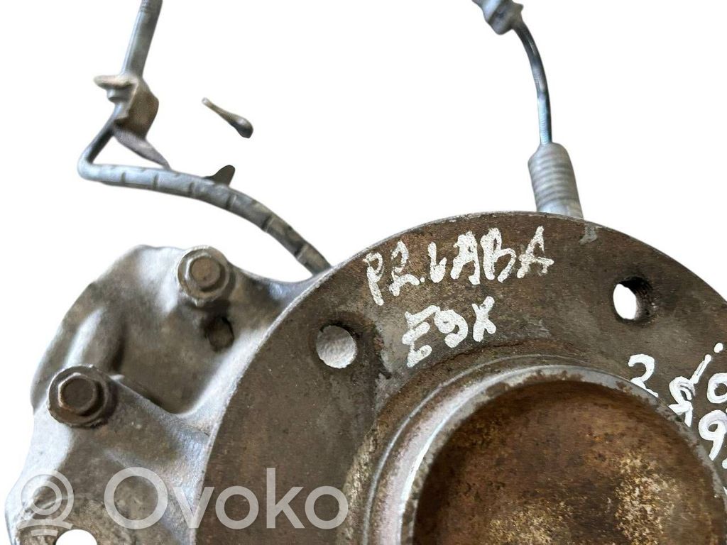 Priekšējā riteņa rumbas vārpstas šarnīrs (stupica, capfa)