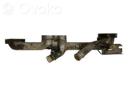 Cita veida dzinēja nodalījuma detaļa