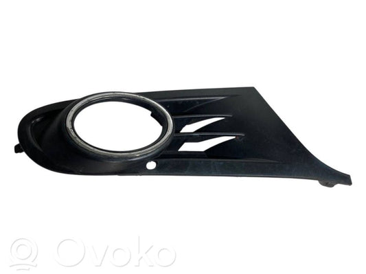 Pretmiglas luktura dekoratīvais režģis