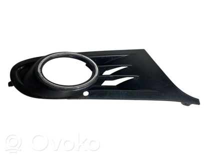 Pretmiglas luktura dekoratīvais režģis