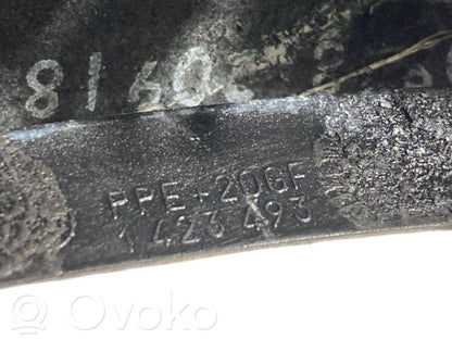 Ātrumu pārslēgšanas sviras dekoratīvā apdare (āda, uzgalis)