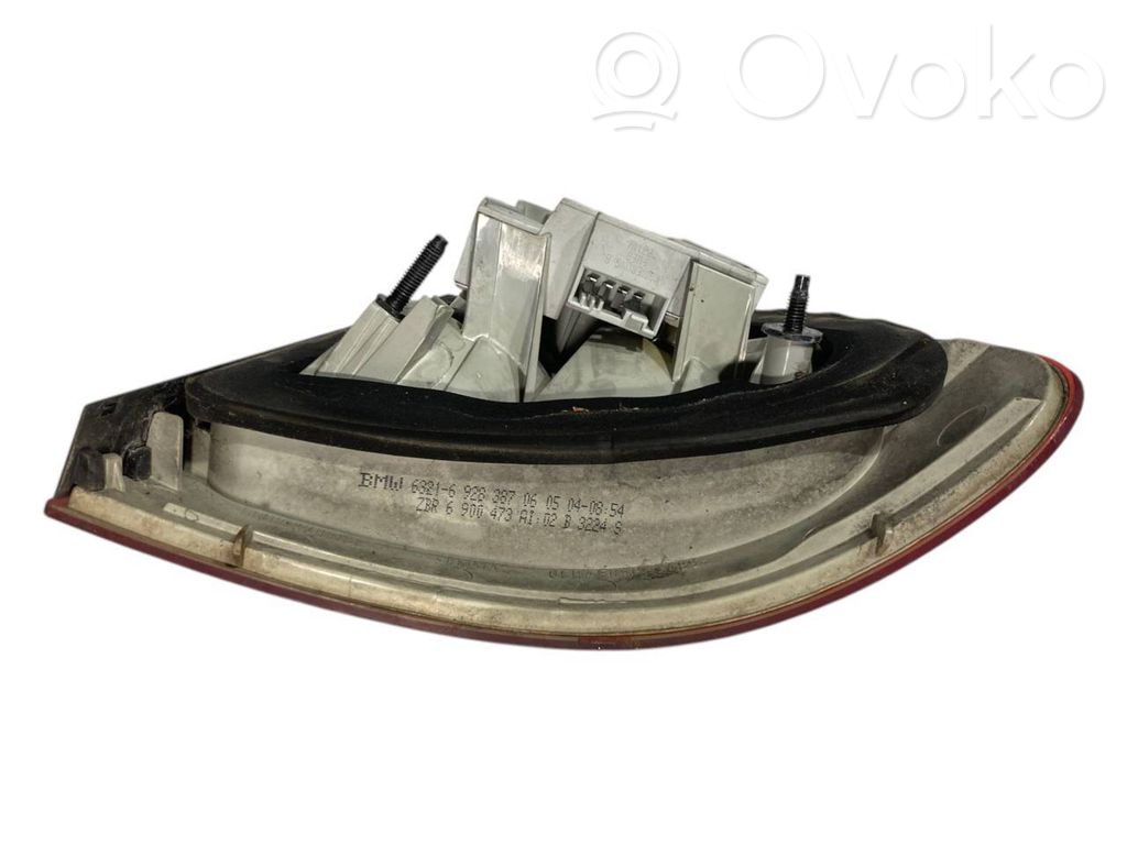 Aizmugurējais lukturis virsbūvē