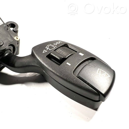 Кнопка управления стеклоочистителем