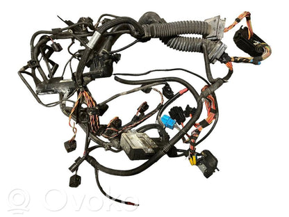 Dzinēja vadu instalācija